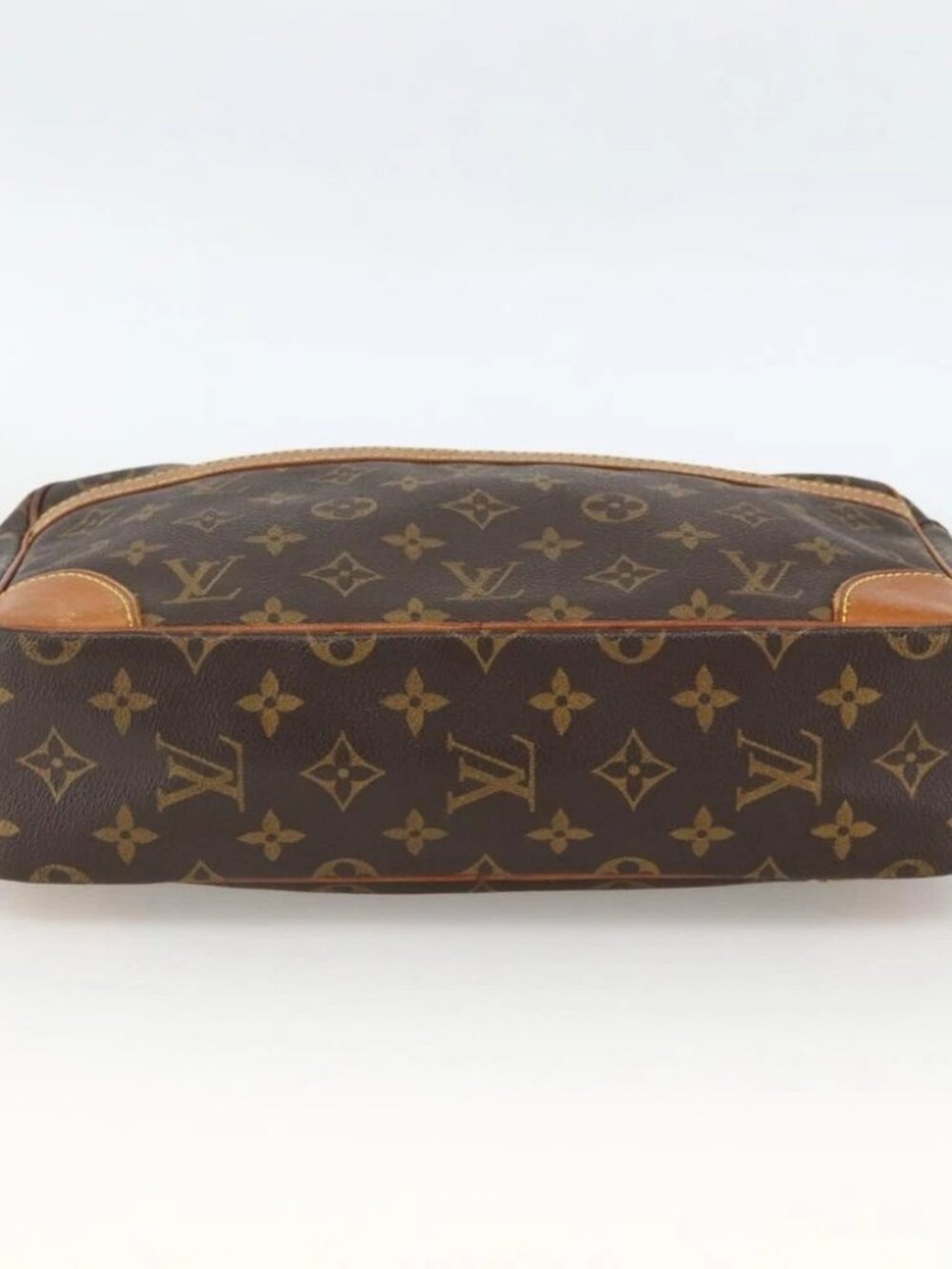 LOUIS VUITTON Monogram Trocadero 30 Shoulder Bag - Picture 5 of 16